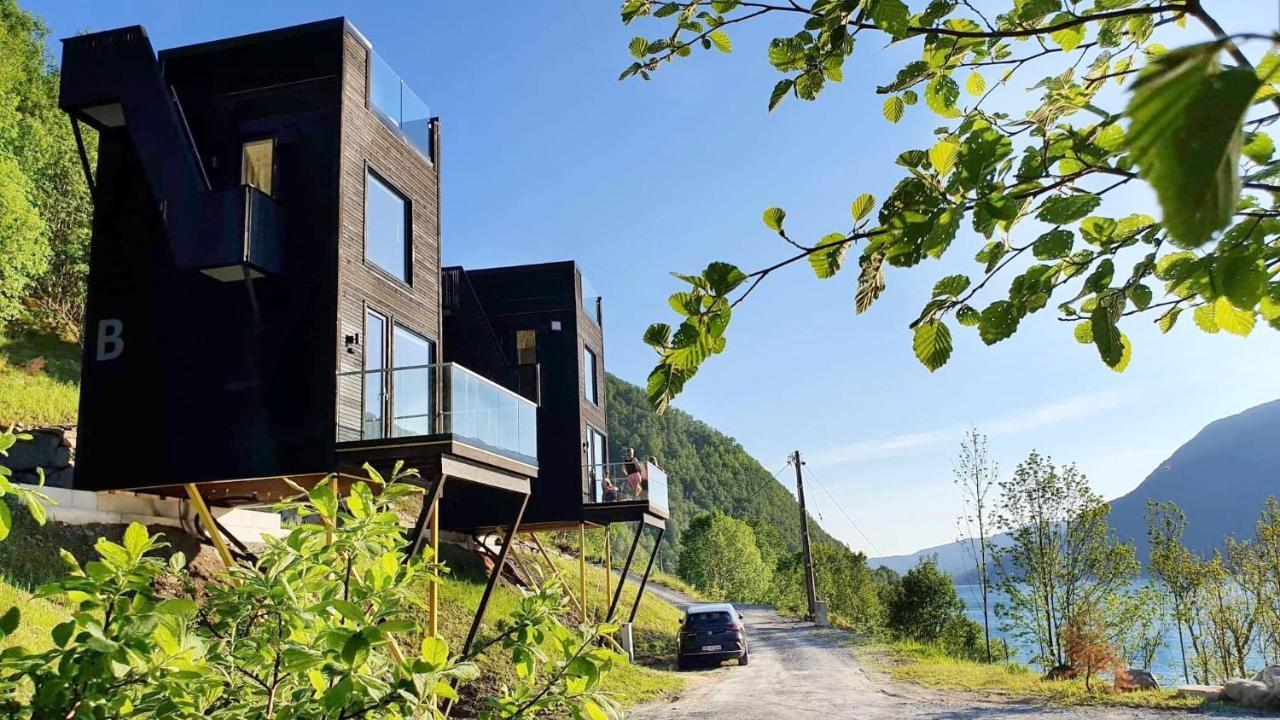 Mikrohyttene I Akrafjorden Etnesjoen Exterior photo