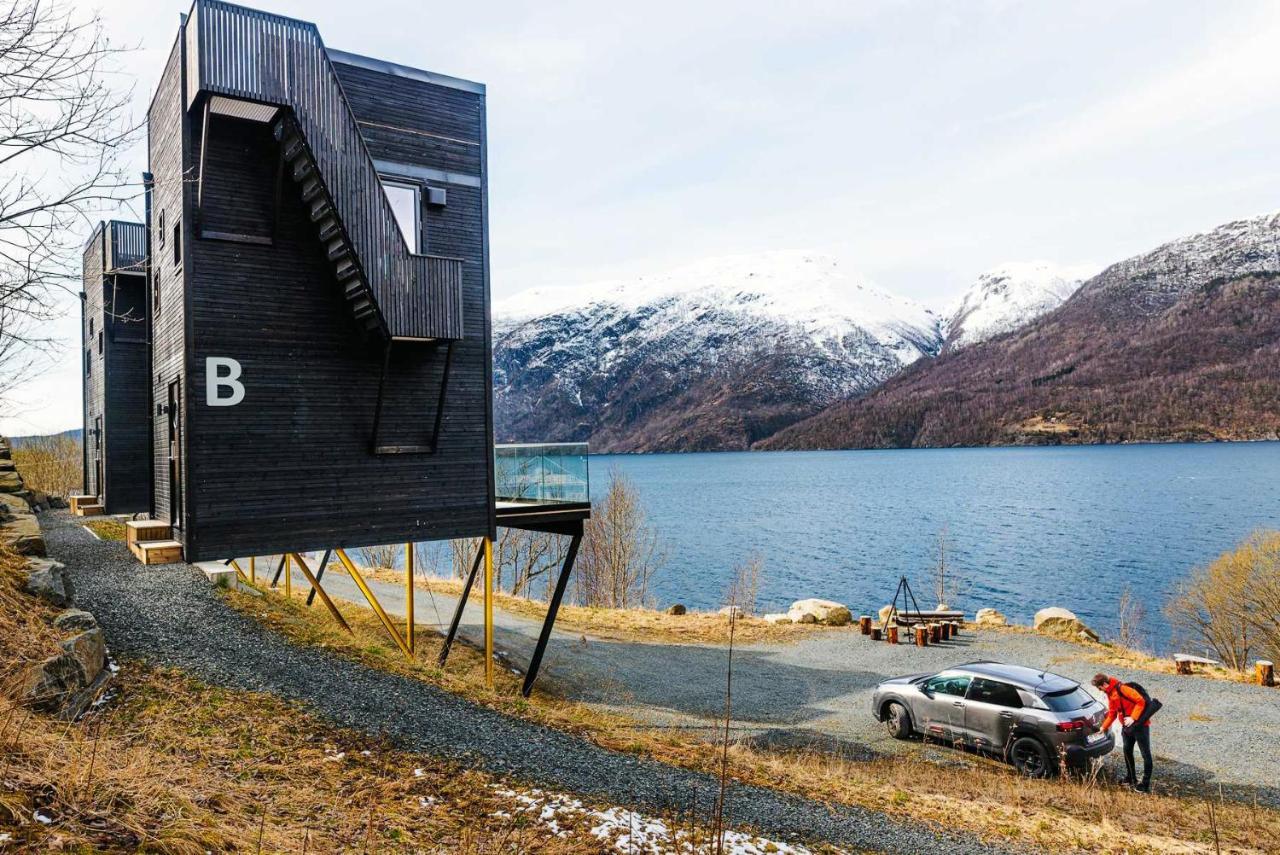 Mikrohyttene I Akrafjorden Etnesjoen Exterior photo